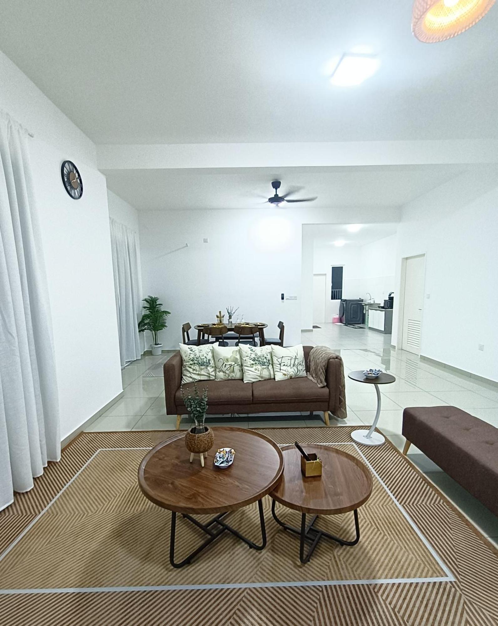Bungavilla Resthouse Sendayan Port Dickson Ngoại thất bức ảnh